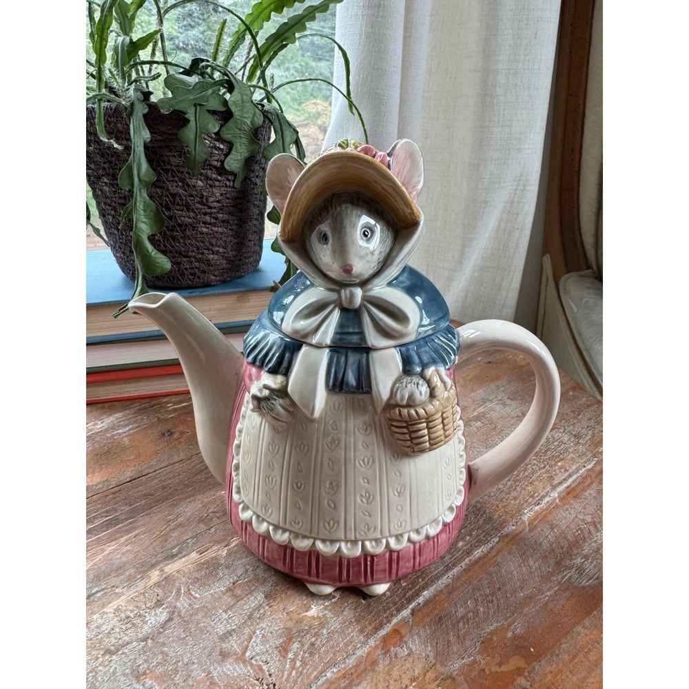 Vintage Otagiri Mouse Ceramic Teapot Whimsical Animal Tea Pot Anthropomorphic